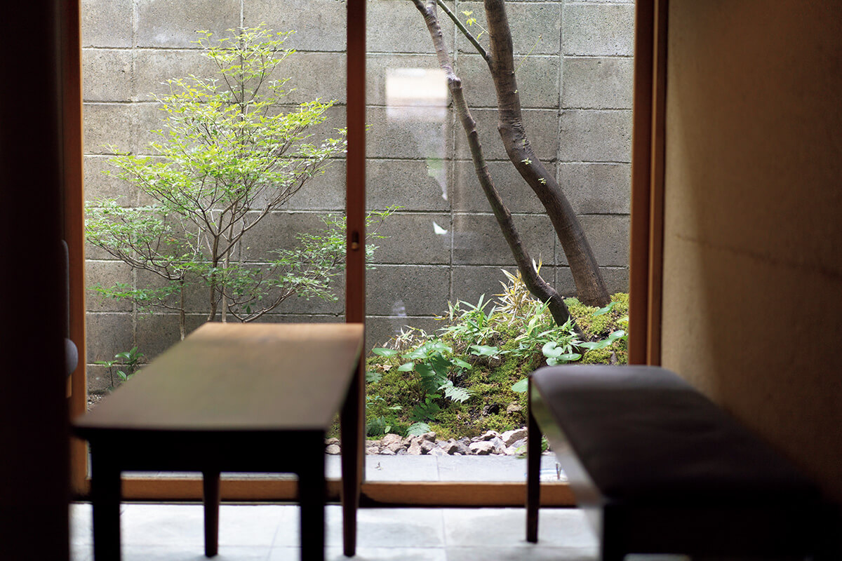 京都〈うえと salon&bar〉店内