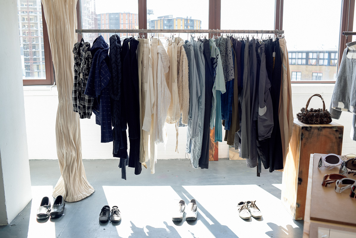 〈Tondolo〉とアーティストLouis Benjamin Barrettのコラボ