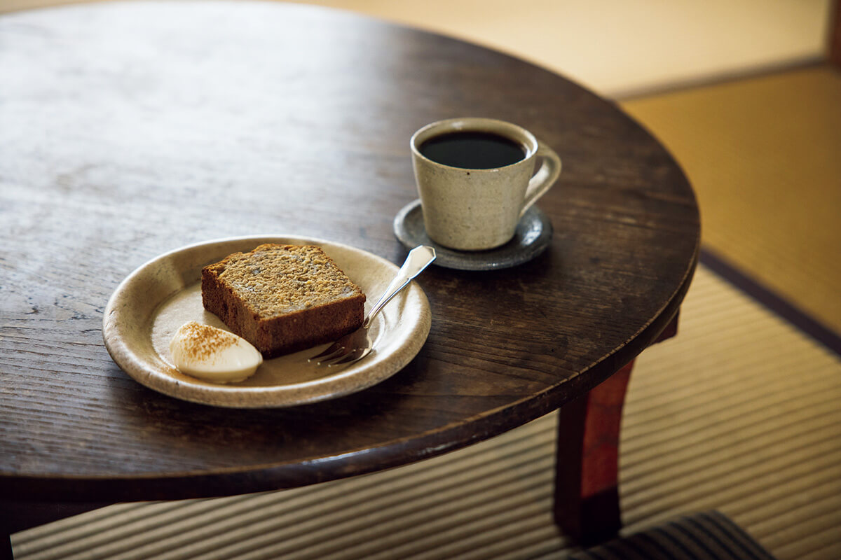京都〈暖々〉鼓ブレンド、バナナケーキ