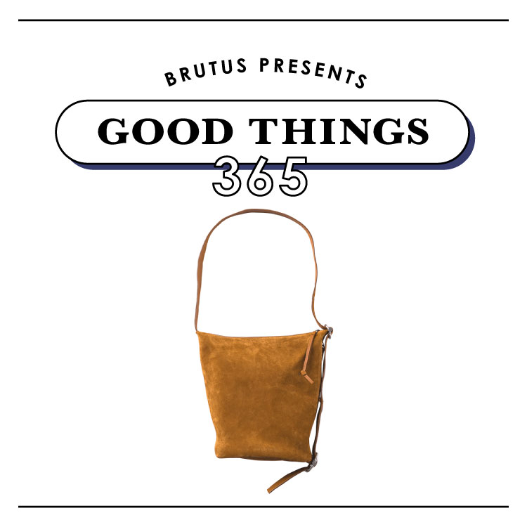 〈ロエベ〉のバケットバッグ