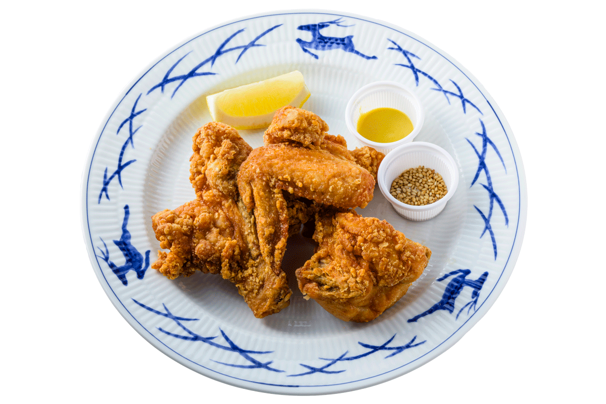 〈三笠会館〉の「骨付き鶏唐揚げ」