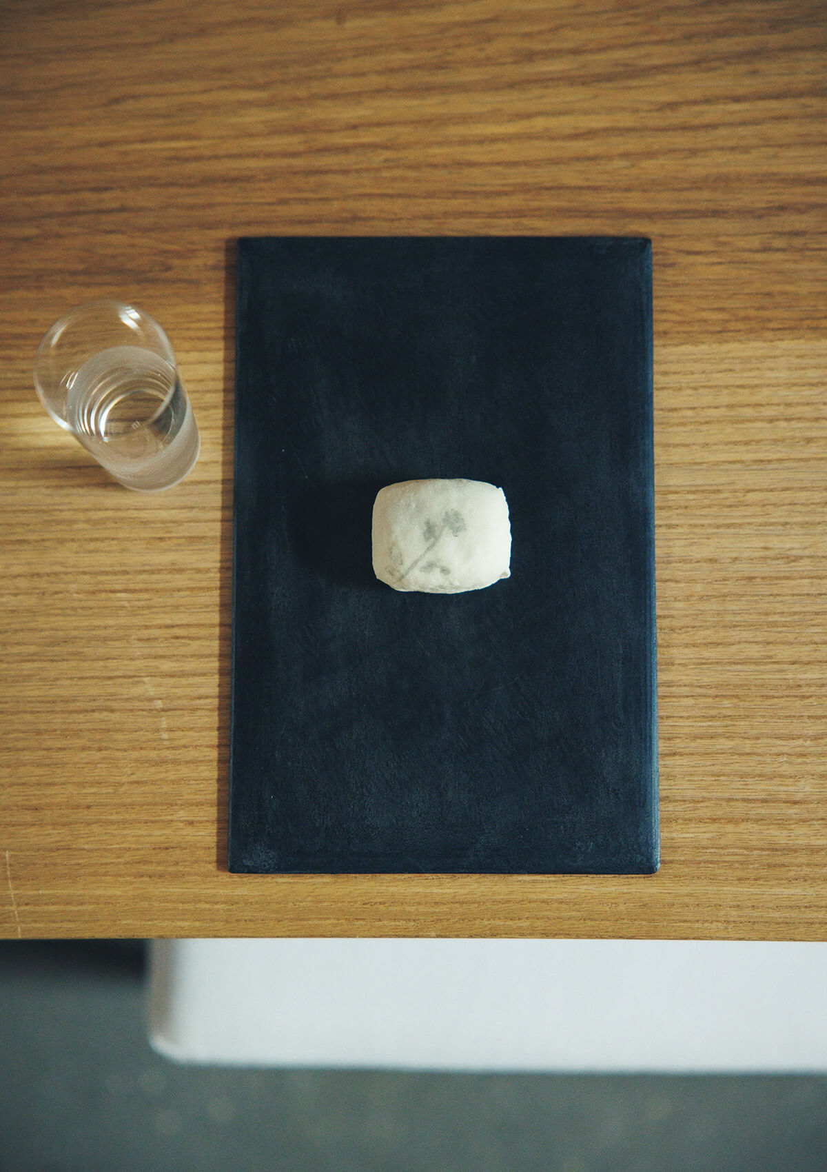 京都〈御菓子丸喫茶〉「枕餅」