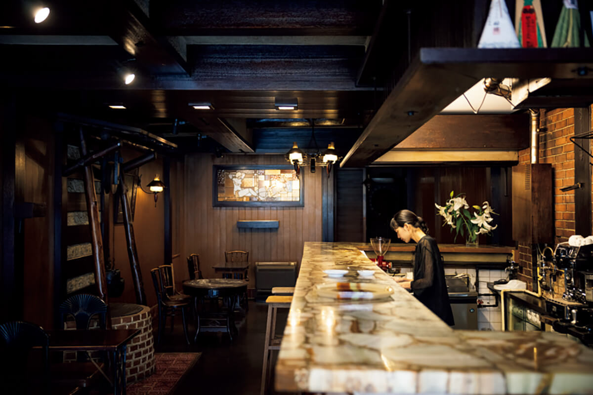 京都〈COFFEE Cattleya〉店内