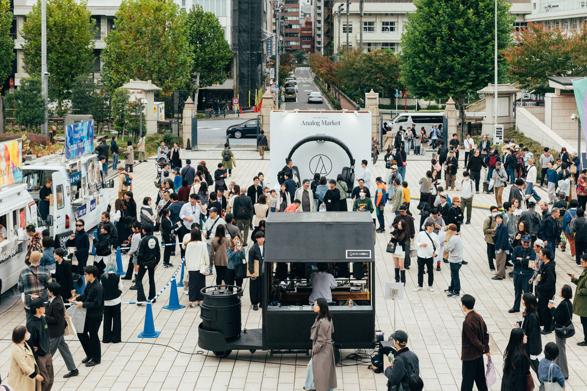 『Analog Market』の会場風景