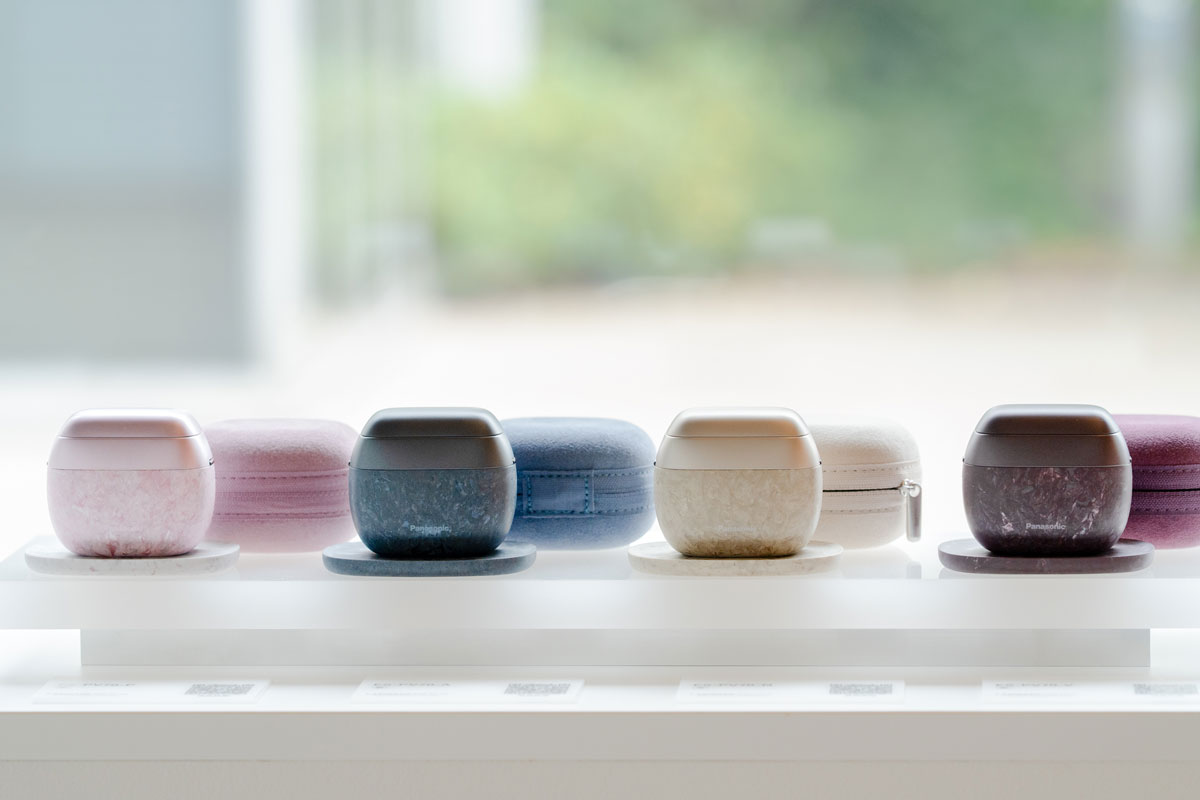 4パターンのカラーのラムダッシュ パームイン