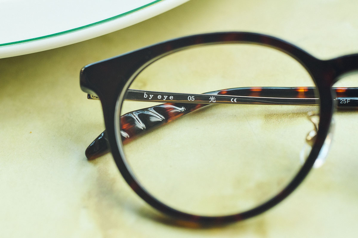 by eyeの眼鏡「Hikari」
