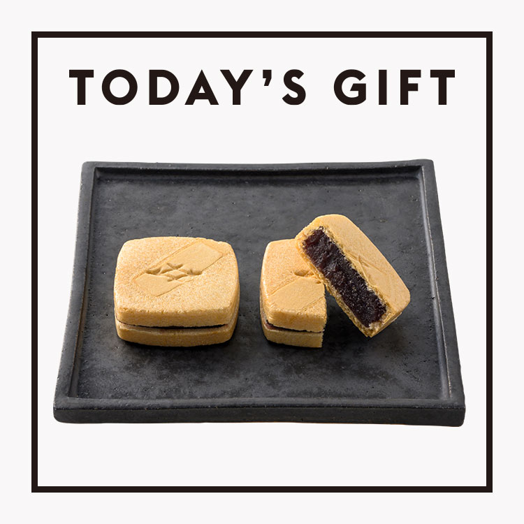 御菓子処 さゝまの松葉最中