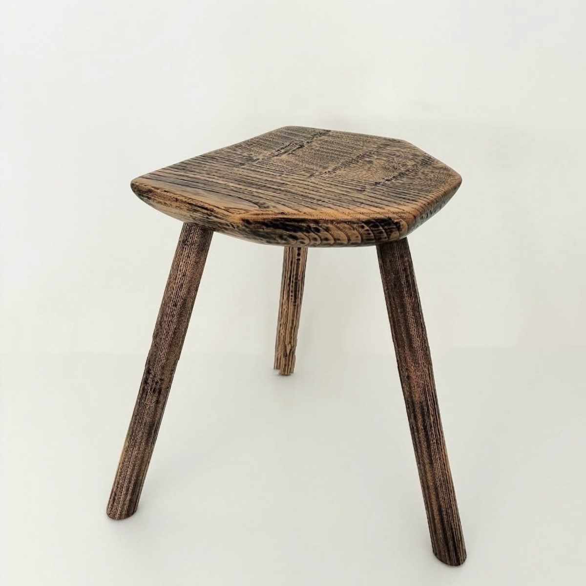 小島優さんの椅子