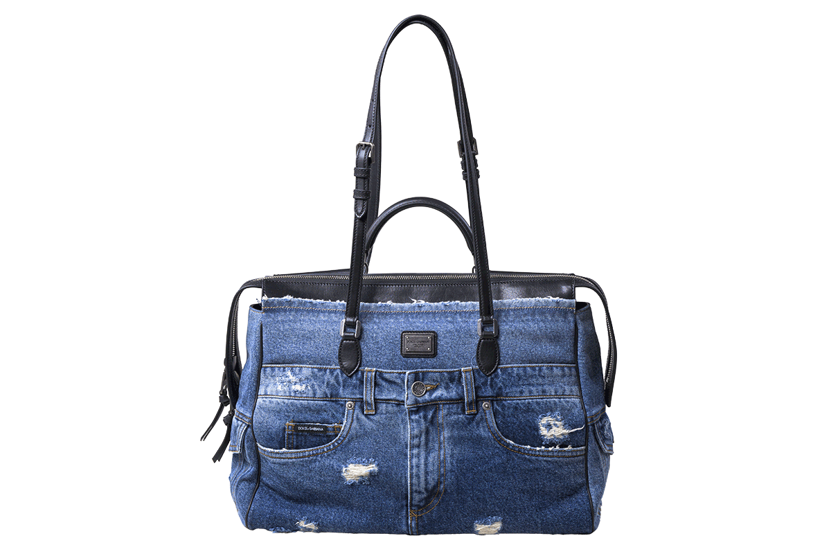 〈ドルチェ&ガッバーナ〉のバッグ