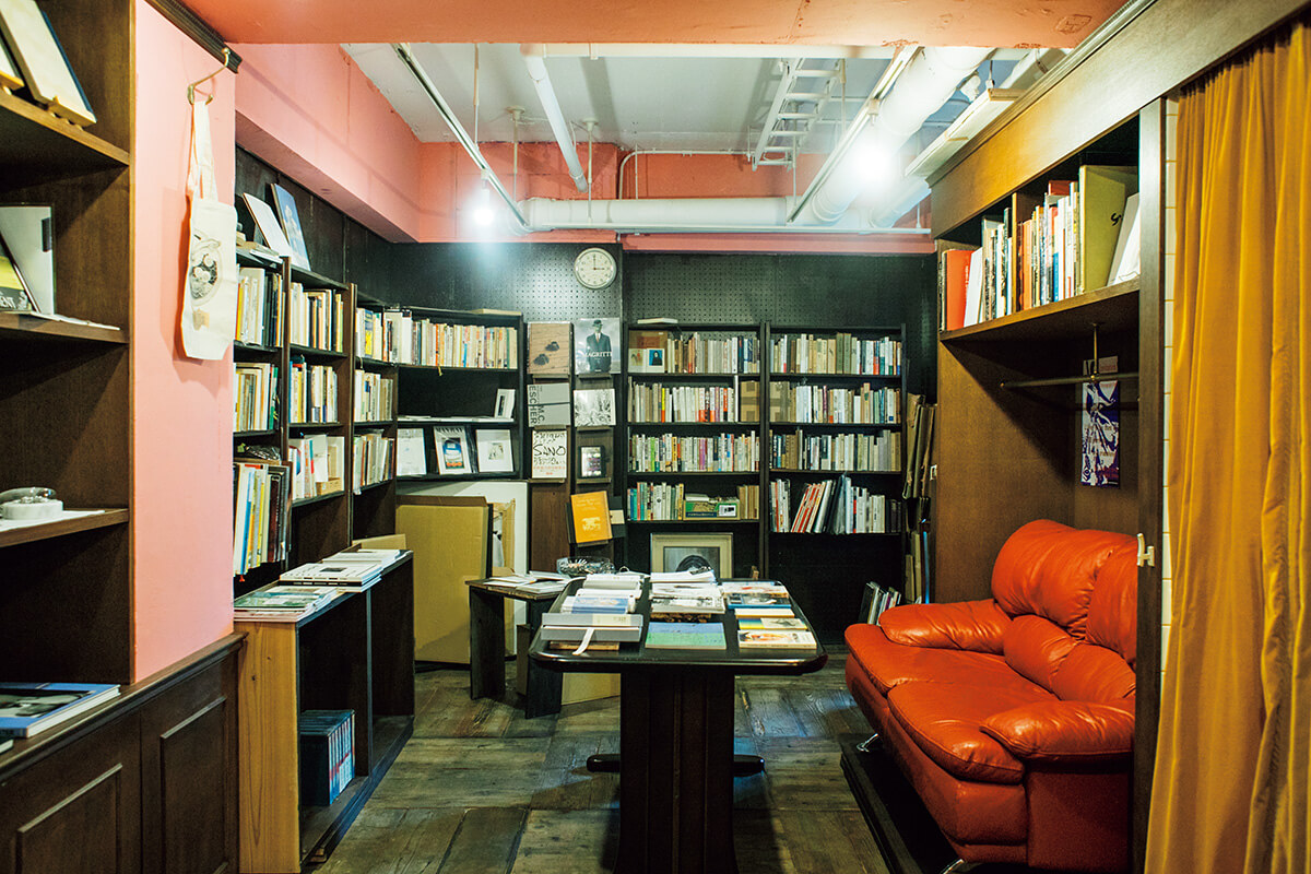 京都〈午睡書架〉店内