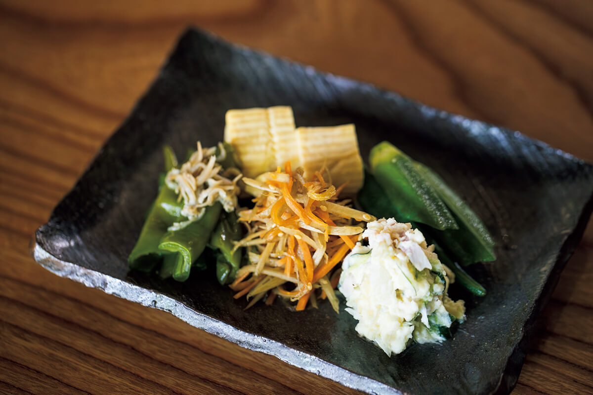 京都〈じんぐうみち萬樹〉野菜のお浸しなど5種
