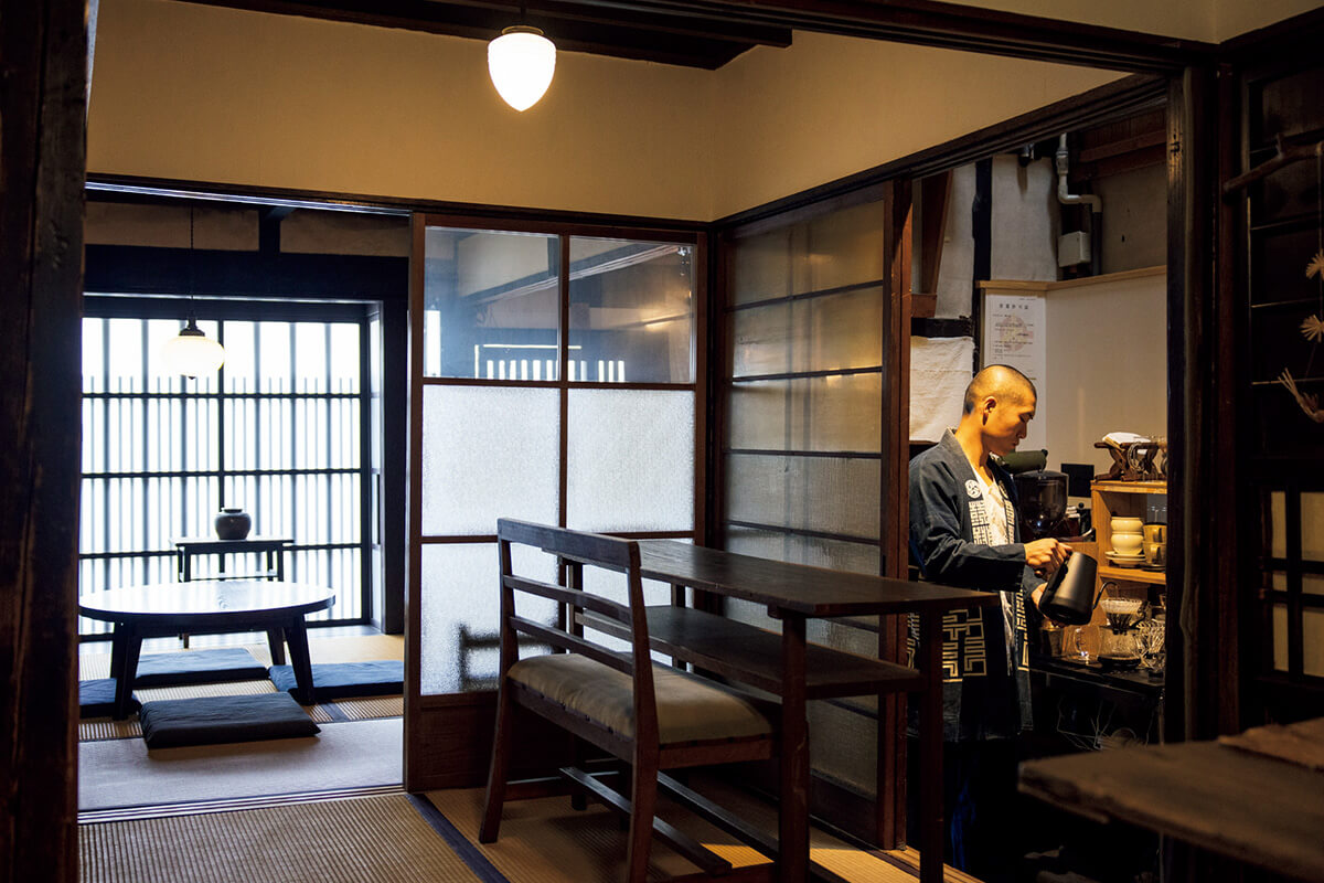 京都〈暖々〉店内