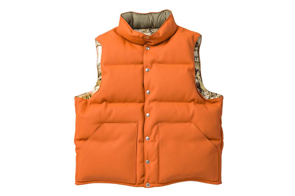 〈ナイスネス〉のダウンベスト