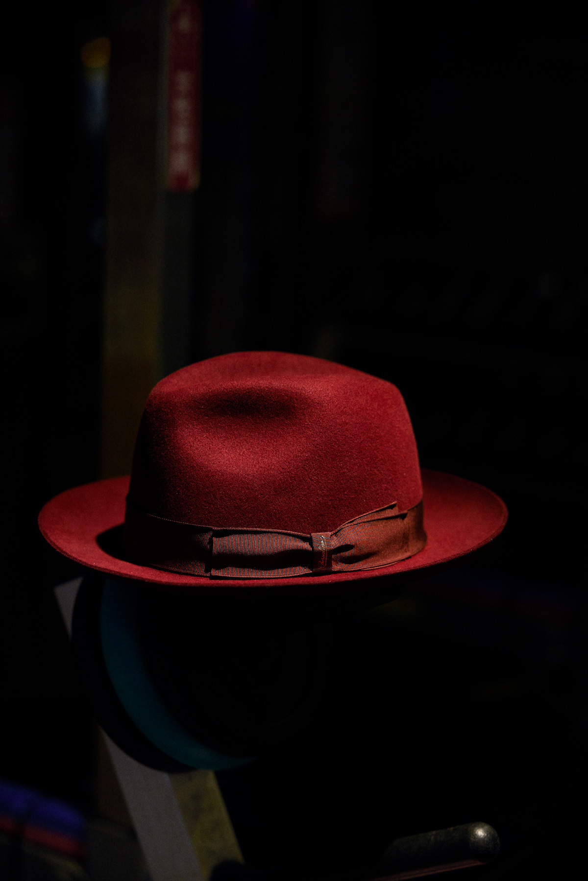 プロレスラー辻陽太さんのコスチュームのひとつ「赤いハット」