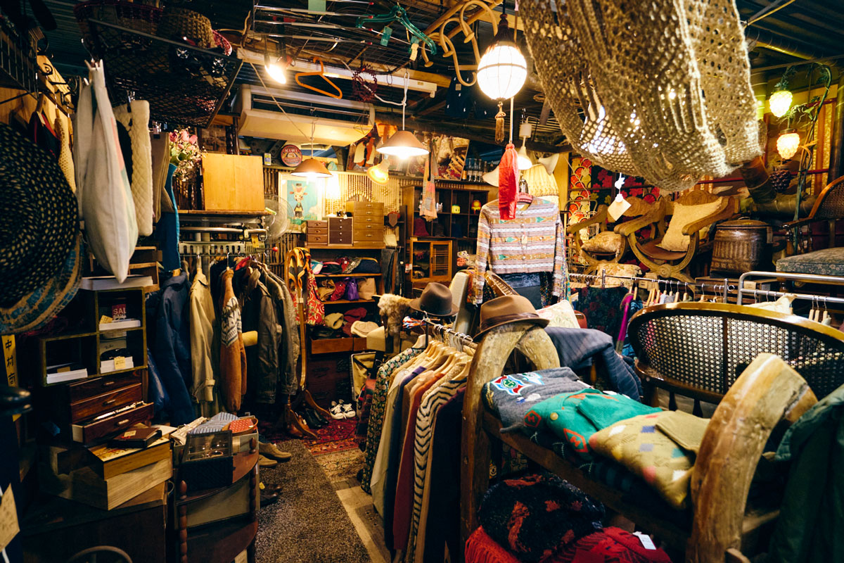 リサイクルショップあうん 店内