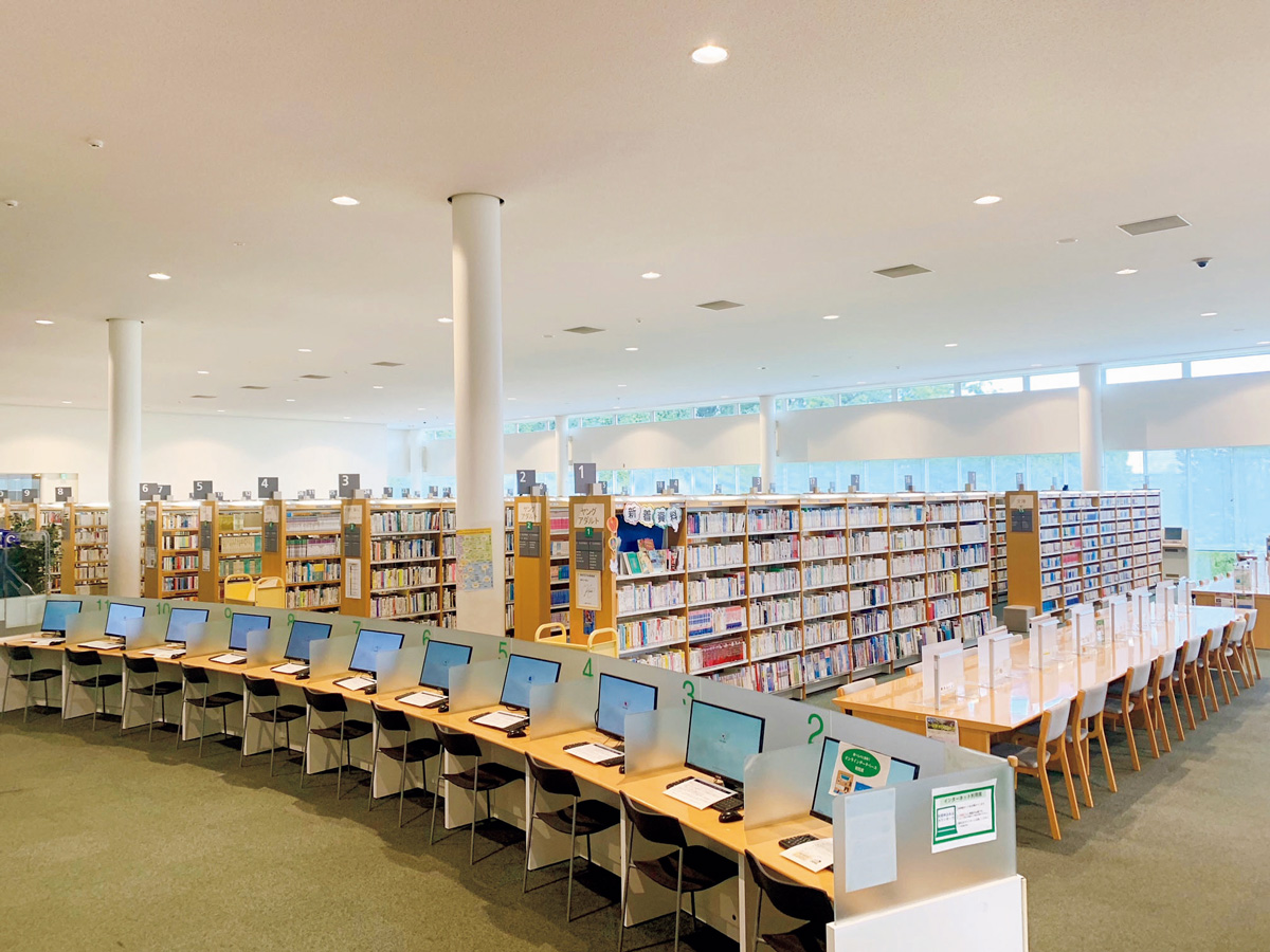 稲城市立中央図書館