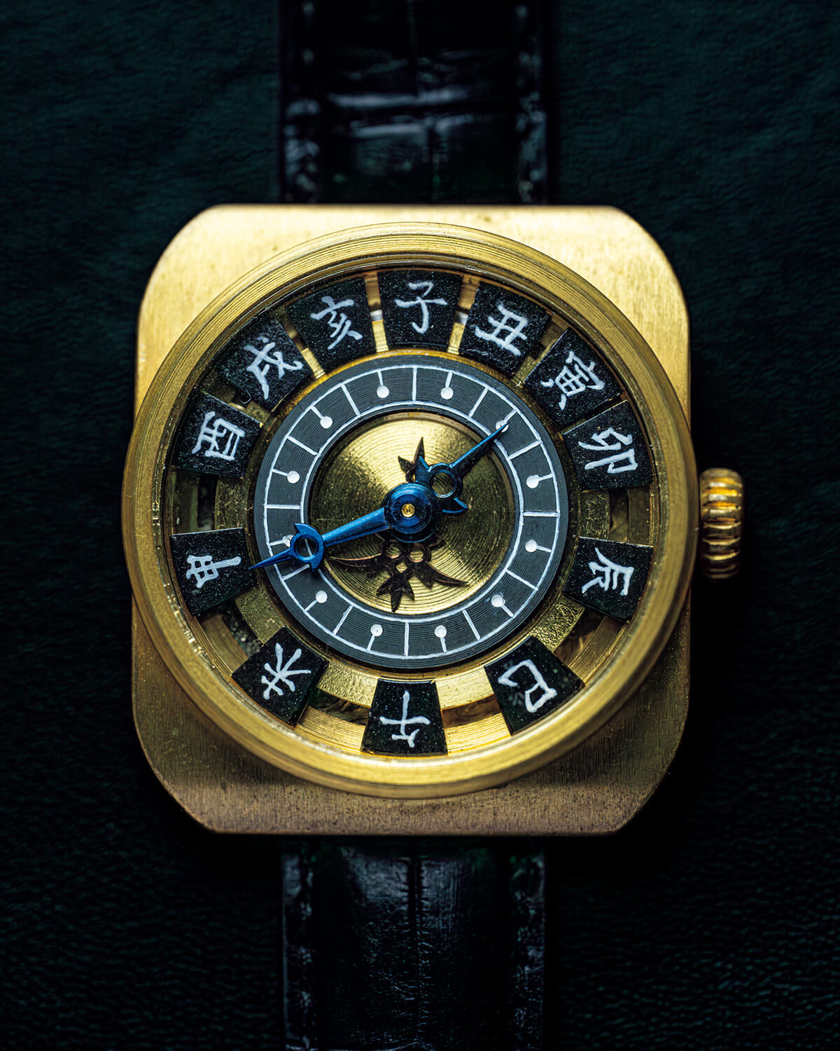 独立時計師・菊野昌宏／製作 不定時法腕時計「和時計」