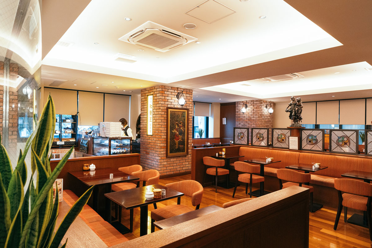 銀座和蘭豆 蒲田駅前店の店内