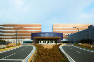 〈インスパイア エンターテイメント リゾート〉