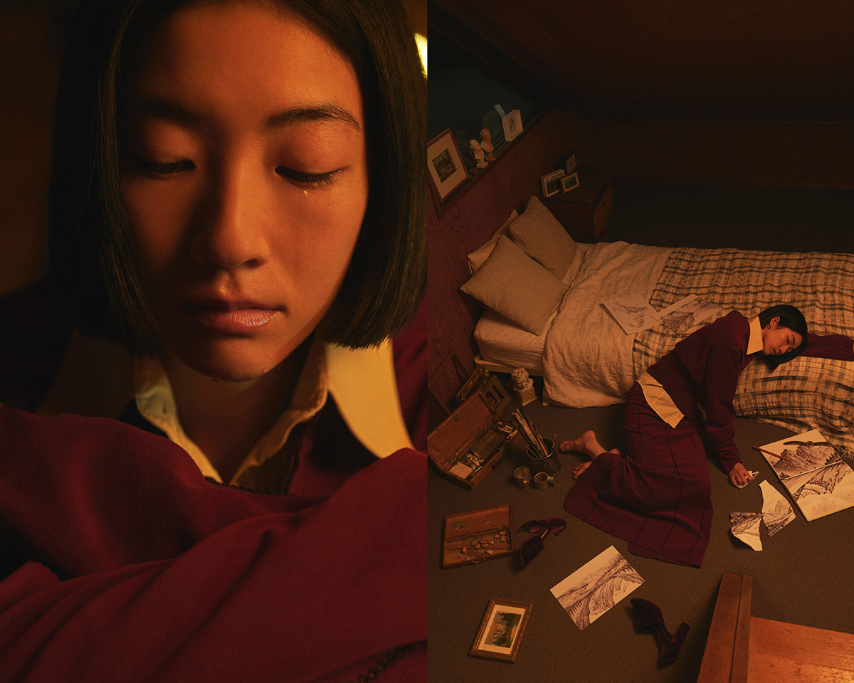 女性が一人で部屋にいる様子