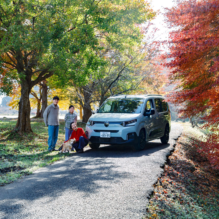 シトロエン〈ベルランゴ〉と江口さん一家