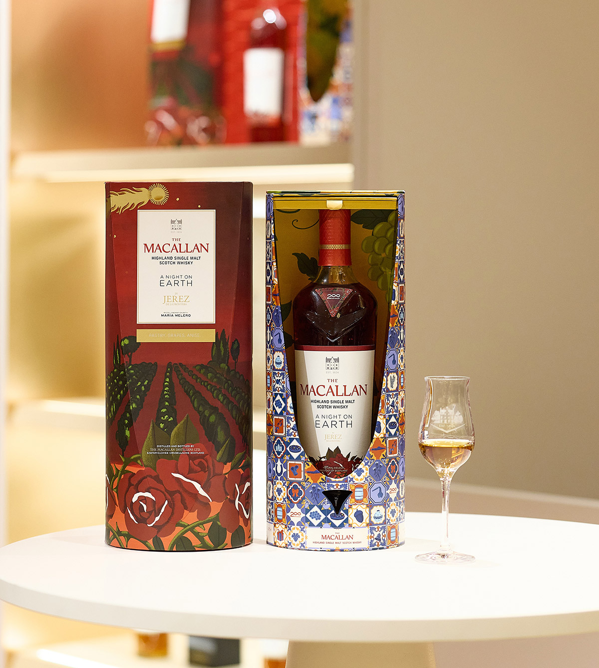 限定リリースされた「ザ・マッカラン ア・ナイト・オン・アース イン・ヘレス・デ・ラ・フロンテーラ」。オリジナルボックス入り。