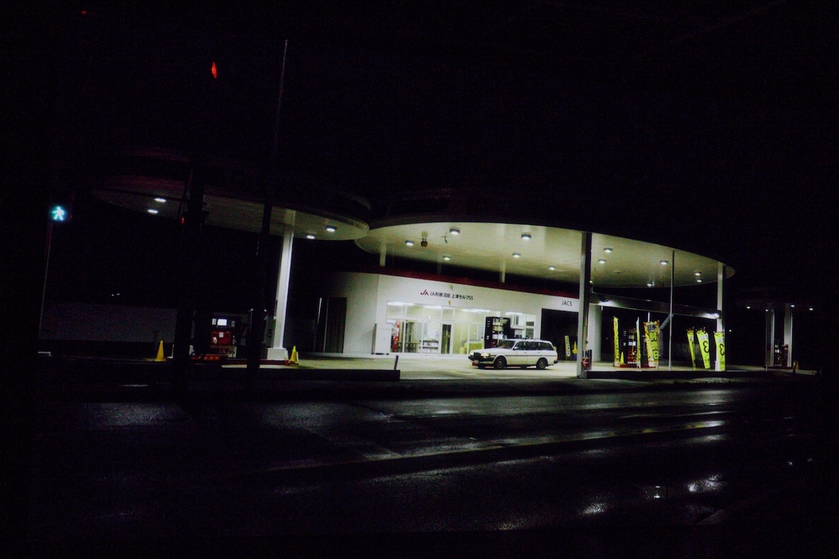 映像作品『Iiving road』の1シーン