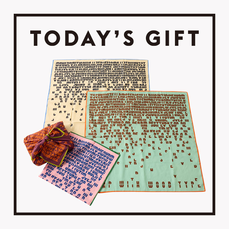 〈TOMIGAYA Letterpress〉の風呂敷