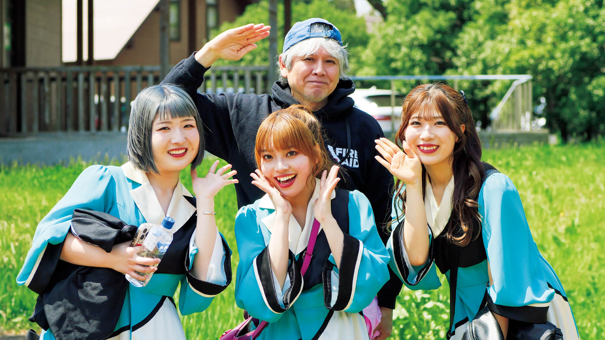 地元を楽しませるために歌う姿が好き。奈良美智が好きなロコドル