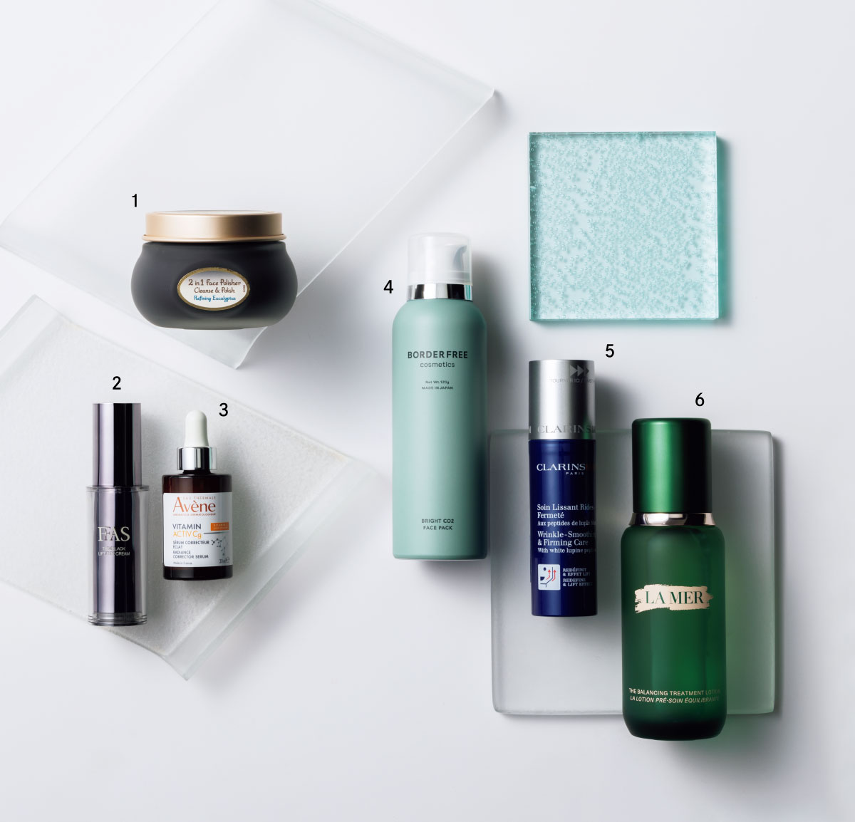 〈ラ・メール〉ザ・バランシング トリートメント ローション、〈クラランス メン〉フェルムテ フリュイド、〈アベンヌ〉ラディアンス セラム、〈ボーダーフリーコスメティクス〉ブライトCO2フェイスパック、〈FAS〉ザ ブラック リフトアイクリーム
