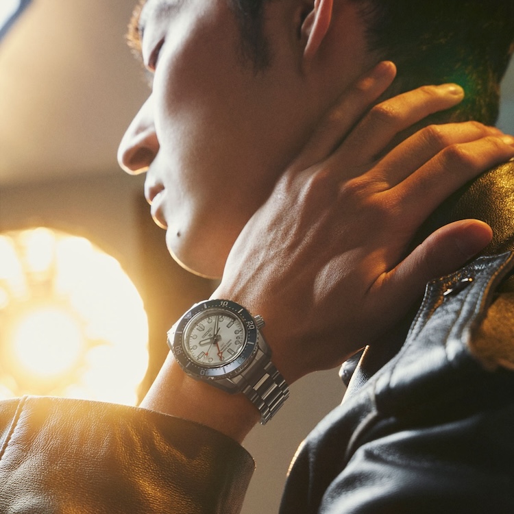 俳優役の上杉柊平さんが付けている腕時計