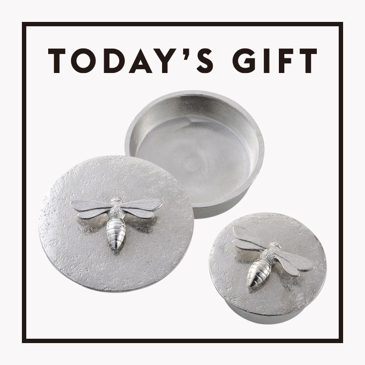 〈Lancaster & Gibbings〉の小物入れ