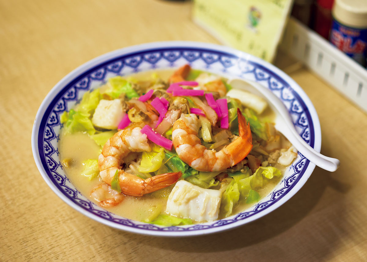 あじ盛の「特製ちゃんぽん」