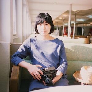 日用品図鑑：フォトグラファー・安藤瑠美の愛用する〈MERRELL〉のスニーカーetc.