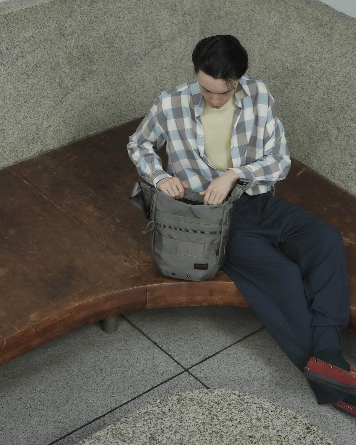 ショルダーバッグ《DAY TRIPPER》