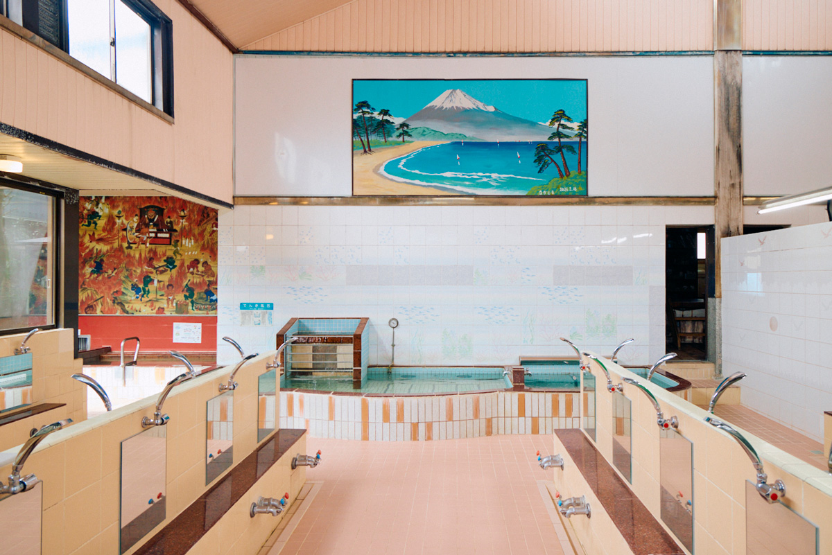 タカラ湯の男湯