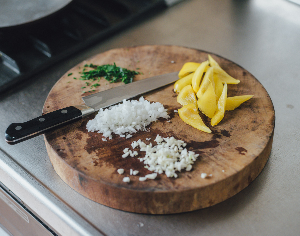 パプリカ、玉ねぎ、ニンニク