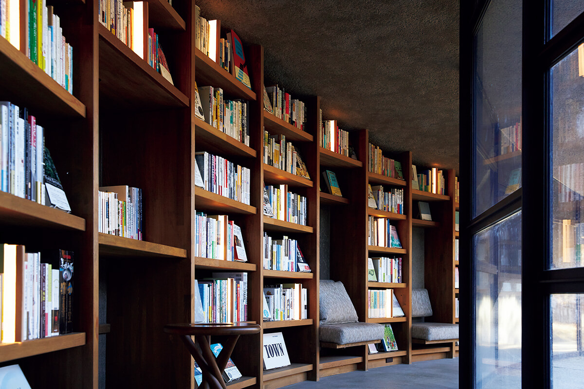 千葉〈地中図書館〉内観