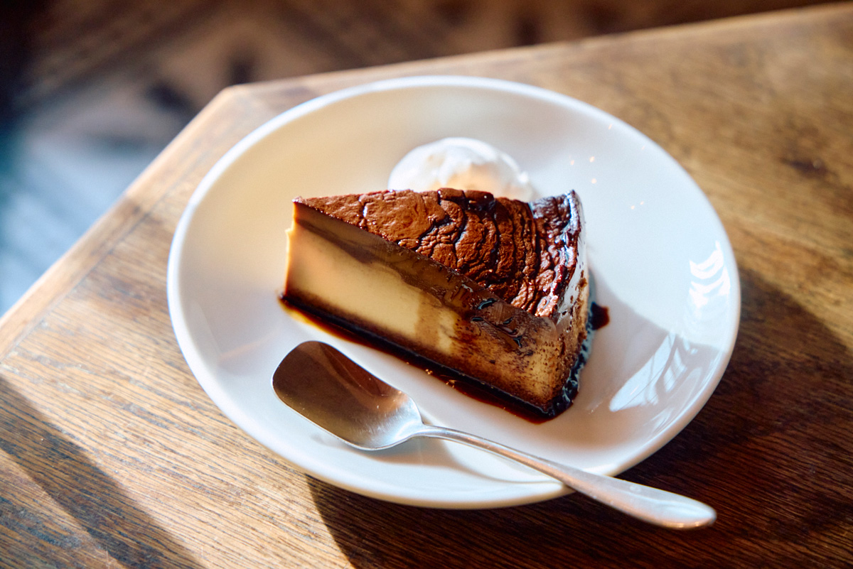 TAMBOURIN CURRY&BAR / ビリヤニ食堂の「大人のカスタードプリン」