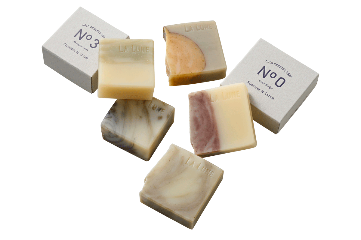〈SAVONNERIE DE LA LUNE〉の石けん