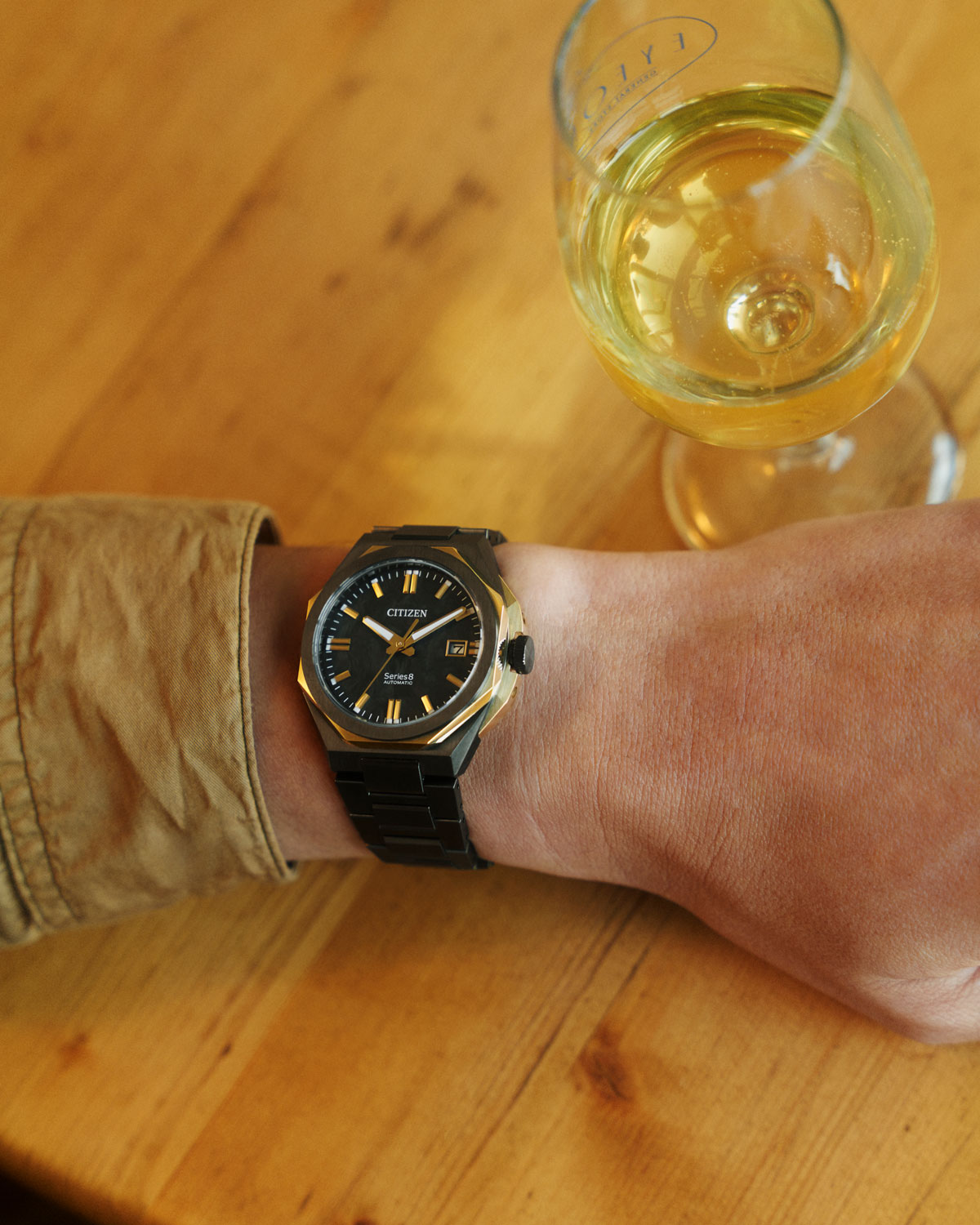 シチズンのシリーズエイト「NB6086-54E」