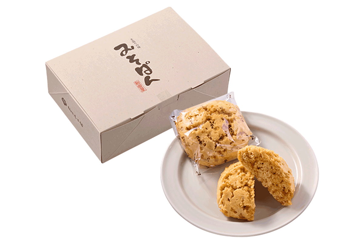 〈駒田屋本舗〉の元祖みそぱん