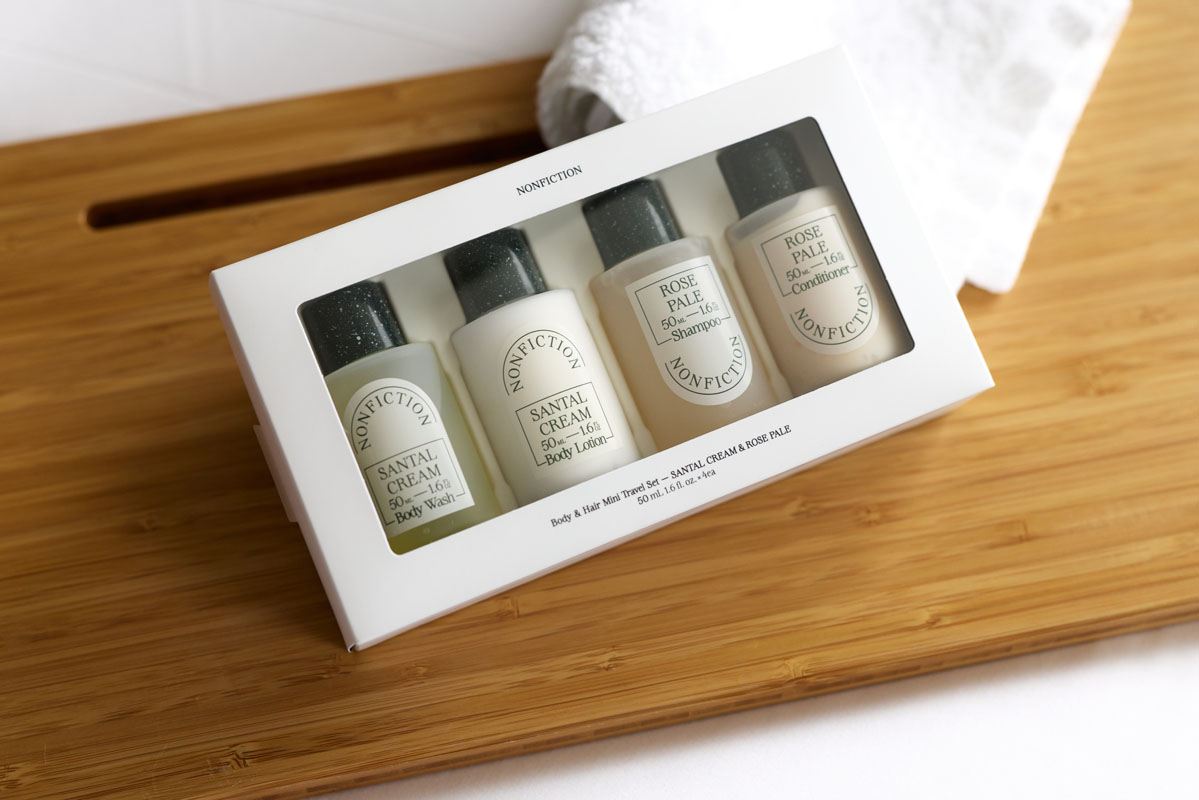 「ノンフィクション」のミニトラベルセット