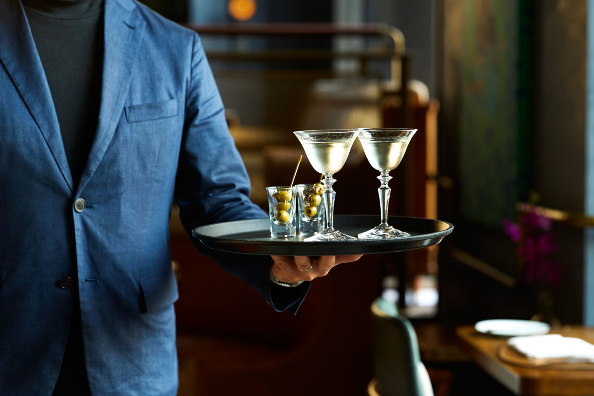 乾杯酒のマティーニ