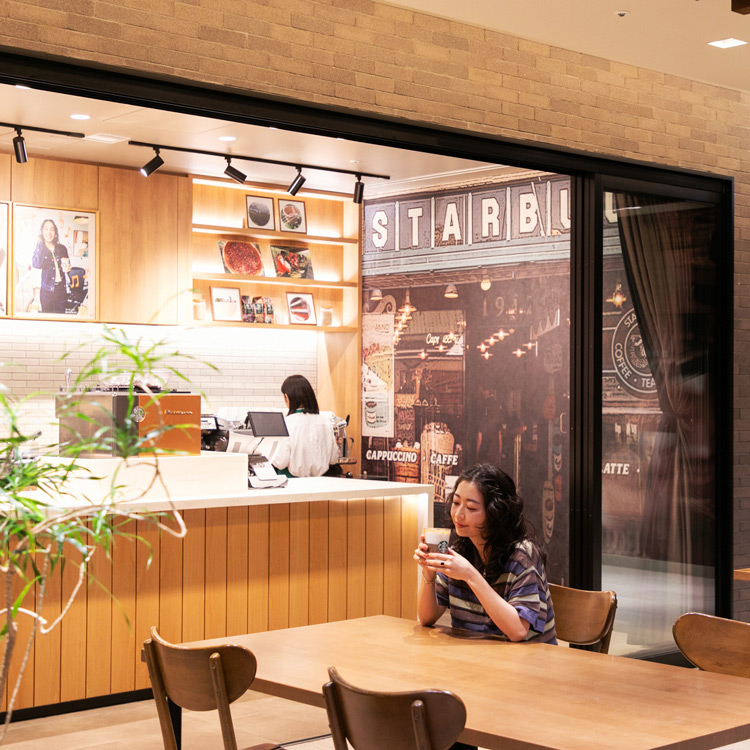 キャラメル・マキアートを飲む鈴木真海子