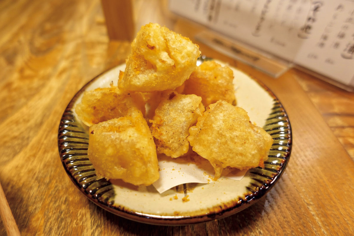 にこみと肴フニクリの サックサクの里芋唐揚げ