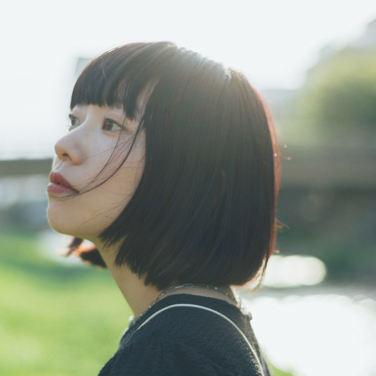 本作りを生業にする3人の、気取らないトークを。作家・星野文月がPodcast番組を開始