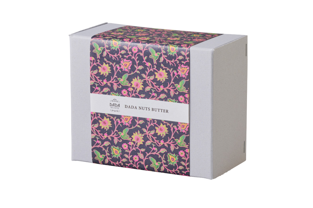 〈DADA NUTS BUTTER〉のナッツバター