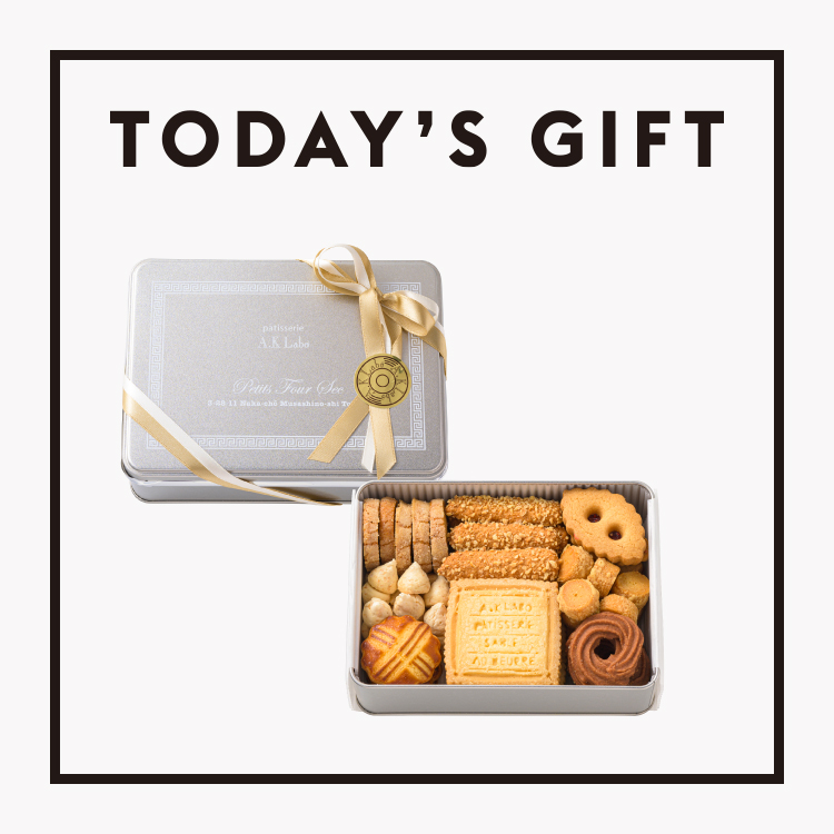 〈pâtisserie A.K Labo〉のクッキー缶