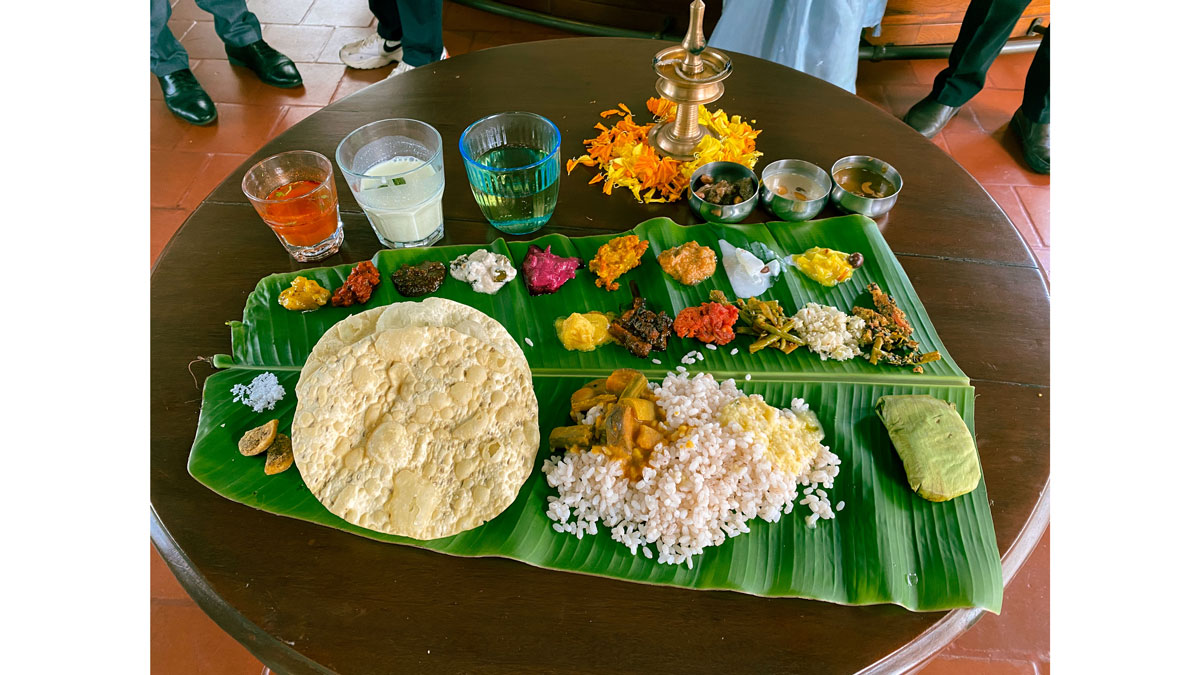 ケーララ州の伝統料理「サディヤ」